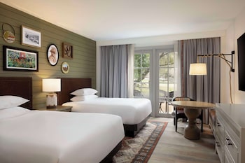 Room, 2 Queen Beds, Patio