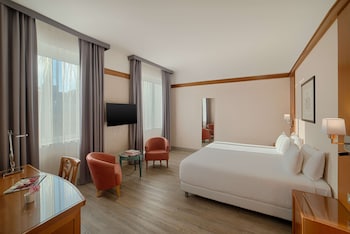 Superior Room (Extra Bed 3 adults)