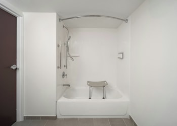 Standard Room, 1 King Bed, Accessible (Mobility)
