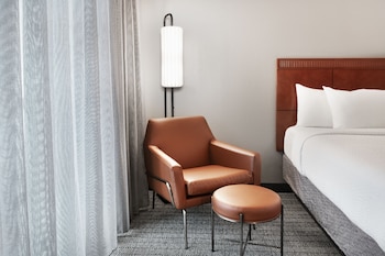 Suite, 1 Bedroom, Balcony