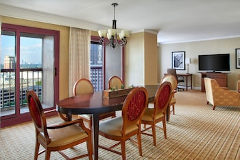 Suite, 1 Bedroom, City View