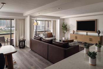 Presidential Suite with Balcony