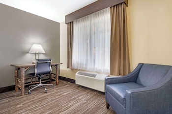 Standard Room, 2 Queen Beds, Non Smoking