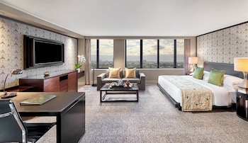 Deluxe Room, 1 King Bed