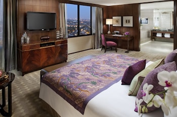 Mandarin, Suite, 1 King Bed