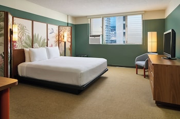 Room, 1 King Bed, City View
