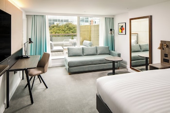Premium Room, 1 King Bed, Balcony (Super King)