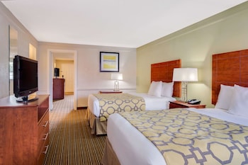Suite, Multiple Beds, Non Smoking