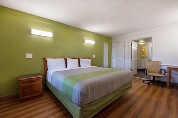 Standard Room, 1 King Bed, Smoking