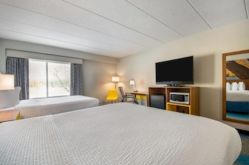 Standard Room, 2 Queen Beds