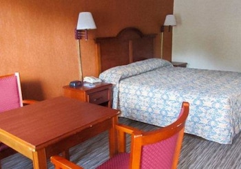 Room, 1 King Bed, Accessible, Non Smoking