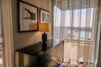 Presidential Suite (Lounge Access)