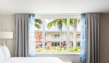 Room, 1 King Bed, Garden View