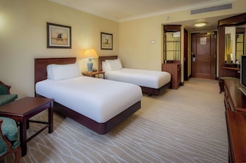 Hilton, 2 Twin Beds
