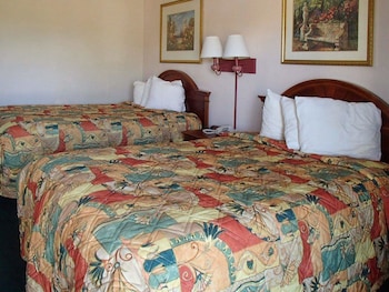 Standard Room, 2 Double Beds, Non Smoking