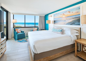 Junior Suite King Bed Partial Ocean View