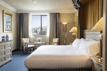 Presidential Suite, 1 King Bed (View, Ava Suite, Club Lounge Access)
