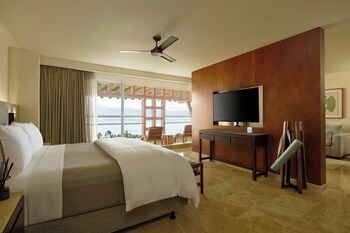 Heavenly Panoramic, Suite, 1 King, Sofa bed, Ocean view
