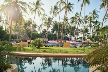 Swim Up Pool-Adults Only, Junior Suite, 1 King, Sofa bed