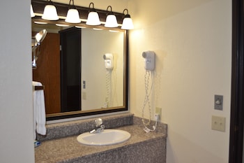 Standard Room, 1 King Bed, Non Smoking, Jetted Tub