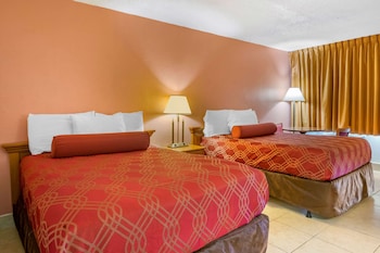 Room, 2 Double Beds, Non Smoking, Ground Floor