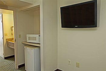 Suite, 1 King Bed with Sofa bed, Non Smoking