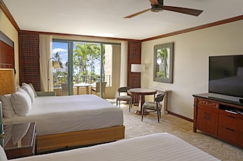 Room, 2 Queen Beds, Partial Ocean View