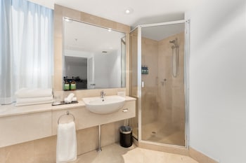 Room, 1 King Bed, Ocean View (High Floor)