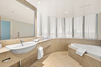 Standard Room, 2 Double Beds