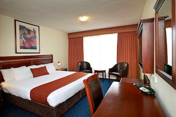 Standard Room, 1 Queen Bed