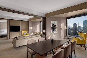 Suite, 2 Twin Bed and 1 King Bed, Club Lounge Access (Miyabi)