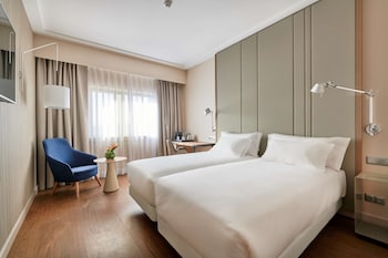 Standard Room (View)