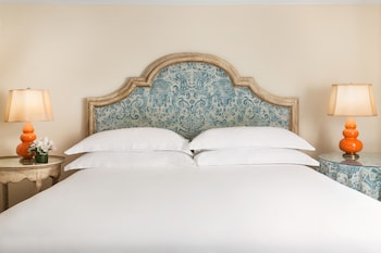 Suite, 1 Bedroom- 600 Square Feet