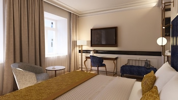 Deluxe Triple Room