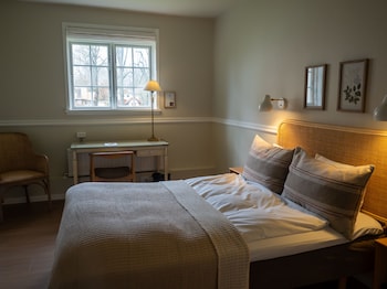 Standard Single Room, 1 Double Bed, Non Smoking