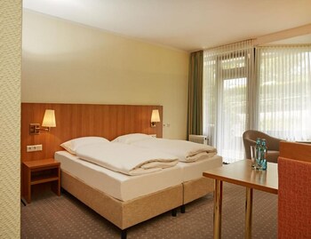 Standard Double Room, Valley View