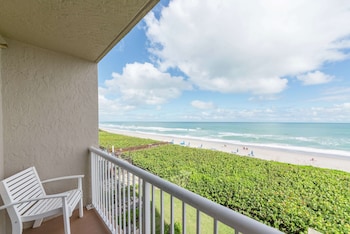 Room, 1 King Bed, Oceanfront