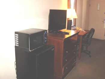Deluxe Room, 1 Queen Bed