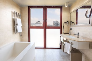 Suite, Terrace (3 pax)