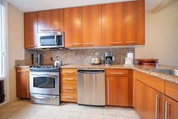 Villa, 1 Bedroom, Ocean View (Bay 14B2, Gold, 1.5 Bath)