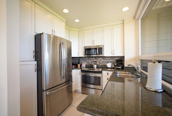Villa, 1 Bedroom, Oceanfront (Bay 19G4 Gold ,1Bath)