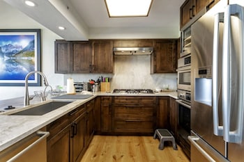 Condo, 4 Bedroom 4 Bathrooms (Diamond)