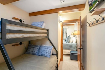 Condo, 1 Bedroom with King/Queen and Bunk Beds (Platinum)