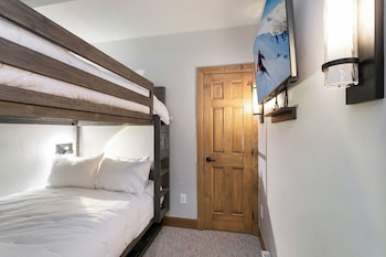Condo, 1 Bedroom with King/Queen and Bunk Beds (Diamond)