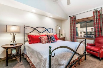 Condo, 3 Bedroom 3 Bathrooms (Platinum)