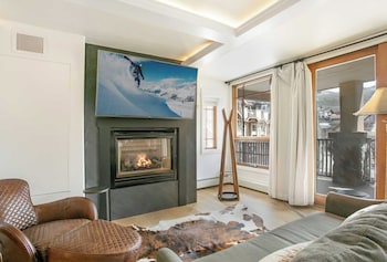 Condo, 4 Bedroom 4 Bathrooms (Diamond)