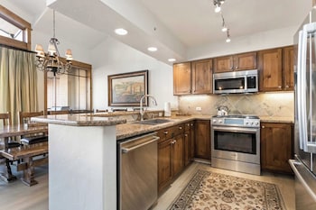 Condo, 4 Bedroom 4 Bathrooms (Platinum)