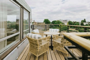 Penthouse, 1 King Bed, Terrace