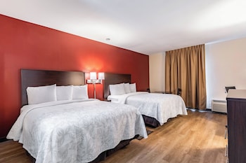 Deluxe Room, 2 Queen Beds (Smoke Free)