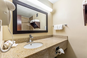 Superior Room, 1 King Bed (Smoke Free)